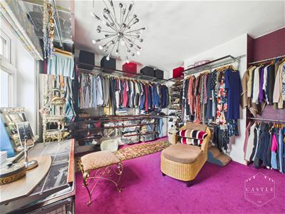 BEDROOM THREE/WARDROBE